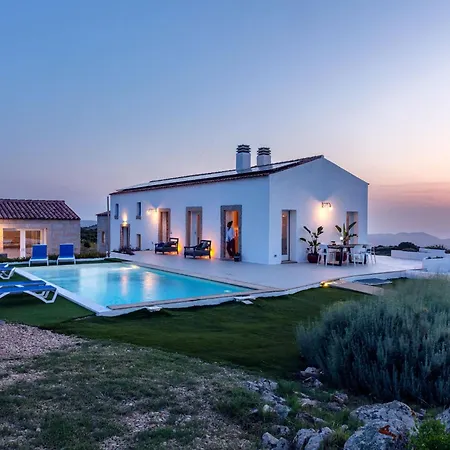 Βίλα Sardegna E - Stazzu Di L'incantu Con Piscina Aglientu
