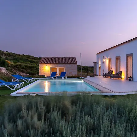 Sardegna E - Stazzu Di L'incantu Con Piscina
